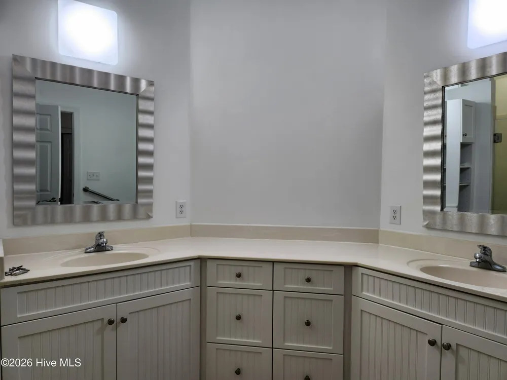300 Lighthouse Lane #A-1 Cedar Point, NC 28584