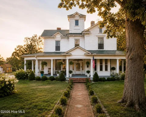 4320 Main Street