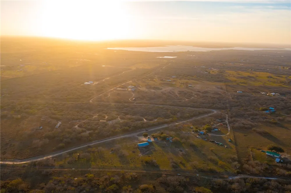 22364 Private Road 1080 Mathis, TX 78368