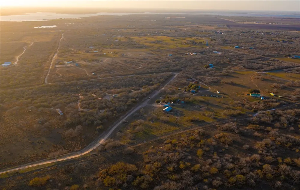 22364 Private Road 1080 Mathis, TX 78368