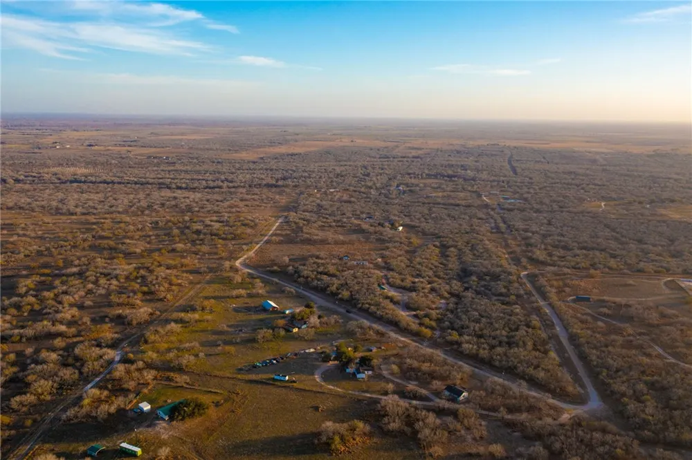 22364 Private Road 1080 Mathis, TX 78368