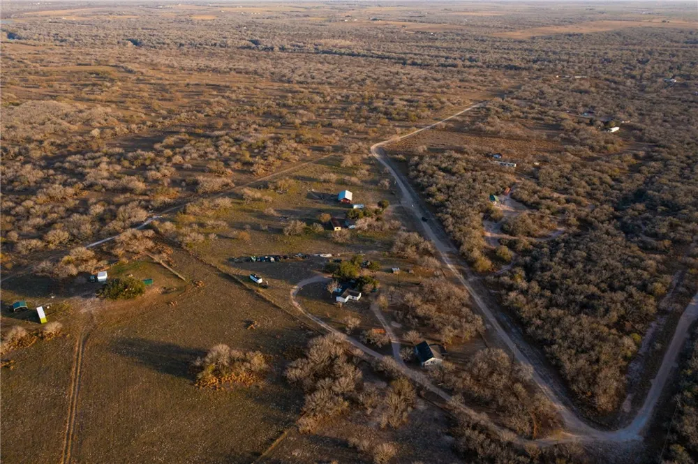 22364 Private Road 1080 Mathis, TX 78368