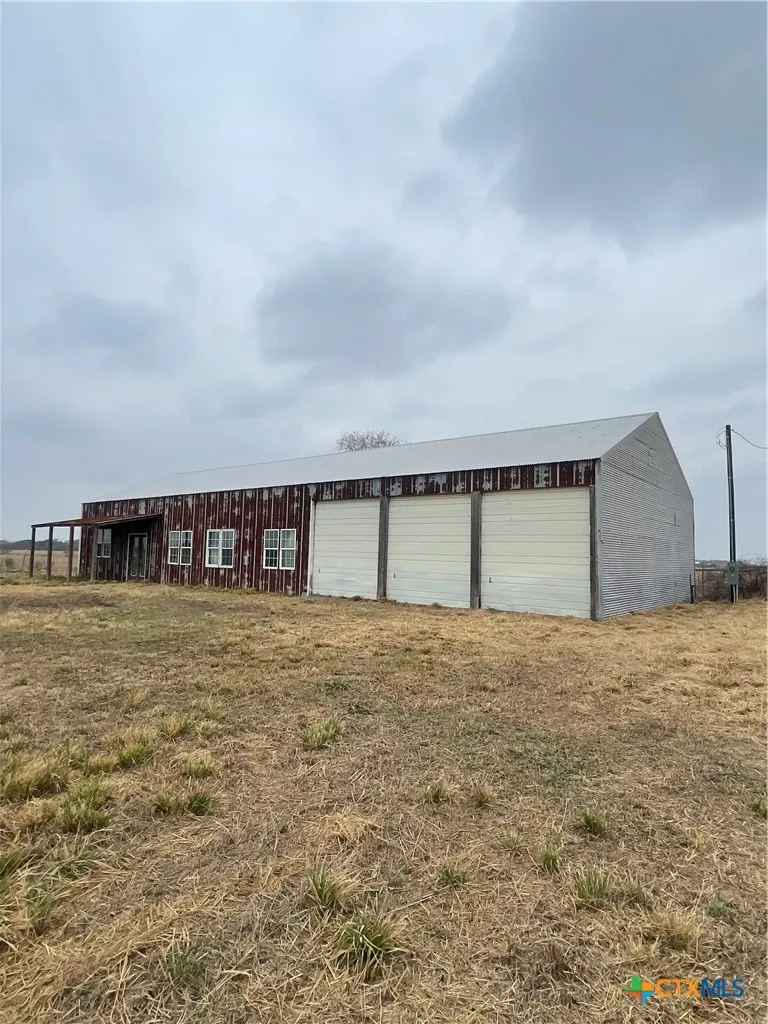 218 Fm 710 Ganado, TX 77962