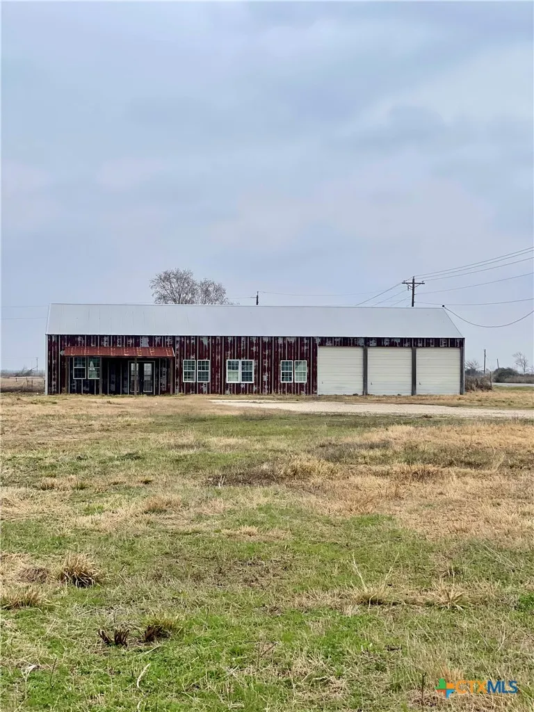218 Fm 710 Ganado, TX 77962
