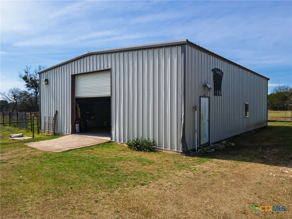 8089 E FM 580 Kempner, TX 76539