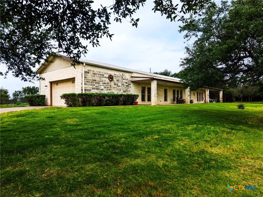 8089 E FM 580 Kempner, TX 76539