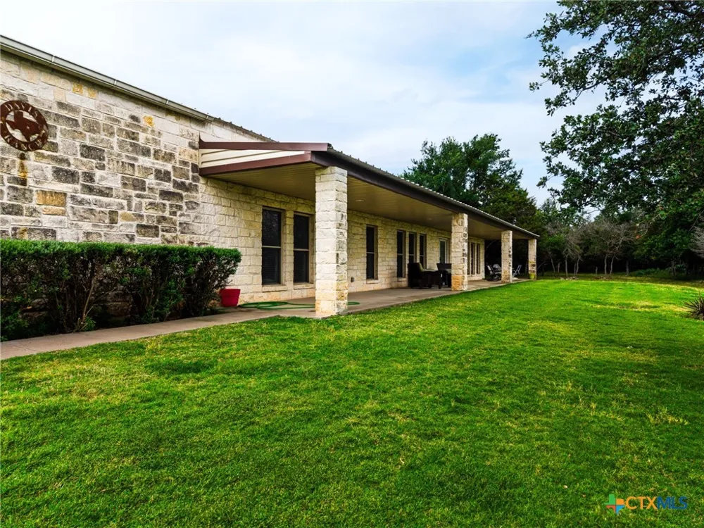 8089 E FM 580 Kempner, TX 76539