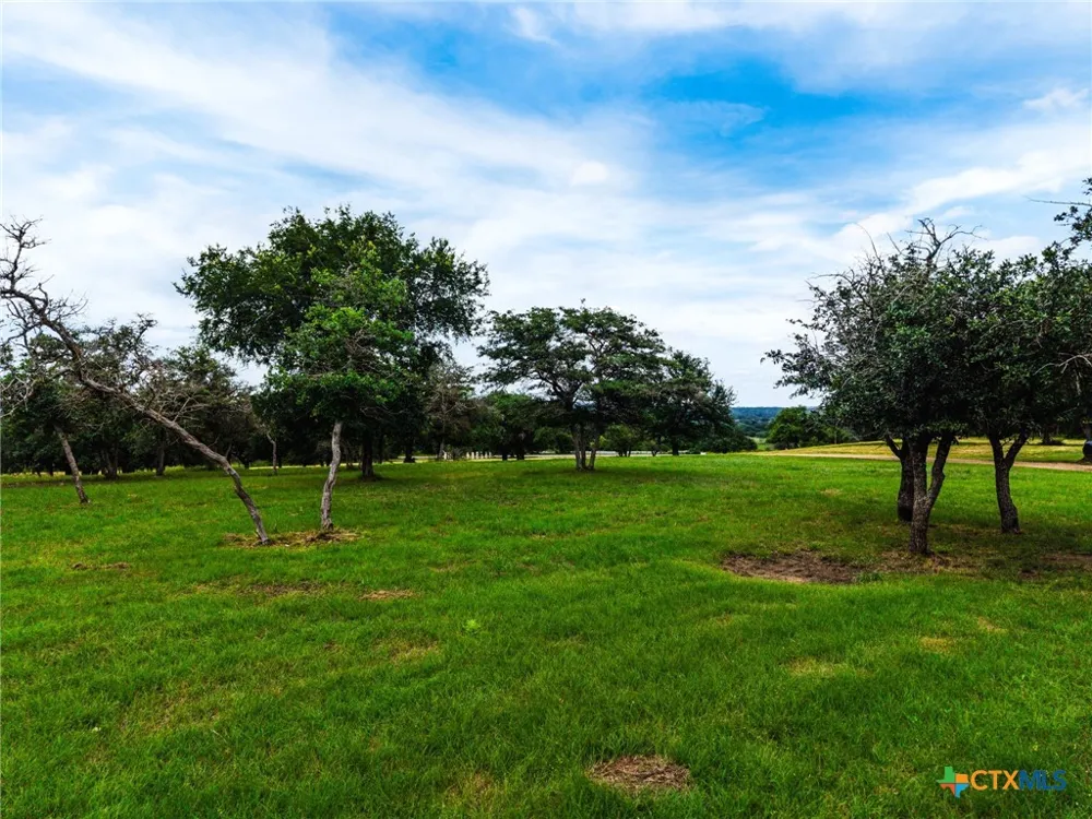 8089 E FM 580 Kempner, TX 76539