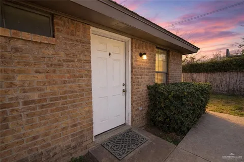 607 Gastel Circle #F