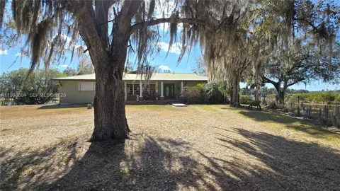 1209 County Rd 78