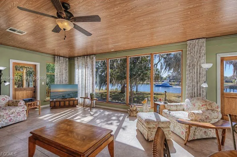 1209 County Rd 78 La Belle, FL 33935