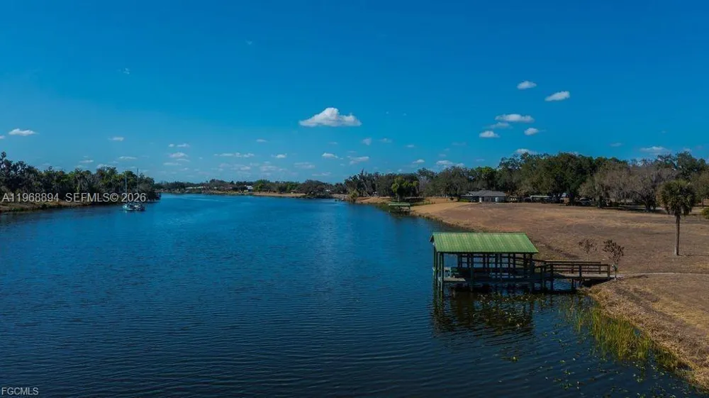 1209 County Rd 78 La Belle, FL 33935