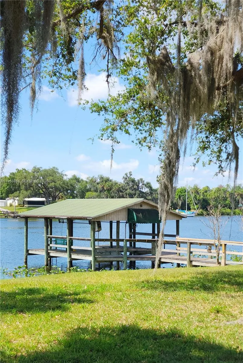 1209 County Rd 78 La Belle, FL 33935
