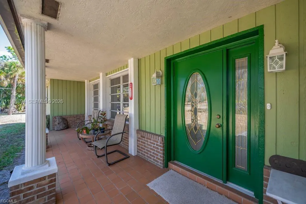 1209 County Rd 78 La Belle, FL 33935