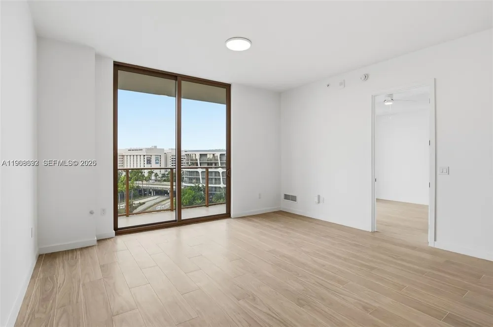 3900 Alton Road #208 Miami Beach, FL 33140