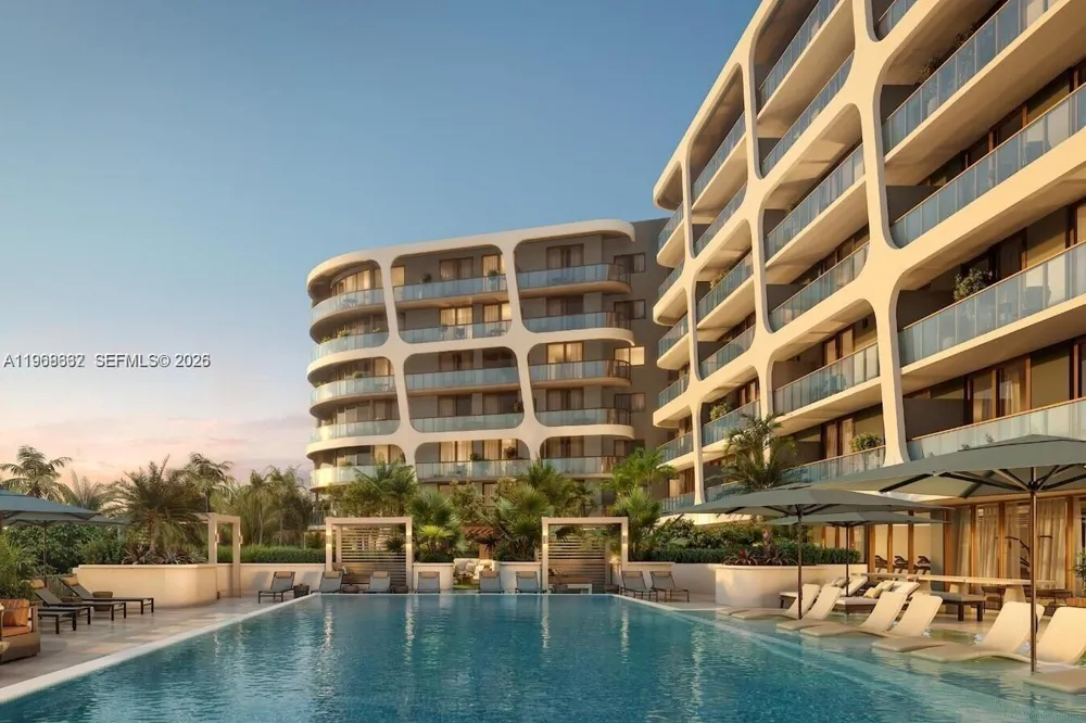 3900 Alton Road #208 Miami Beach, FL 33140
