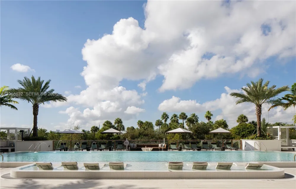 3900 Alton Road #208 Miami Beach, FL 33140