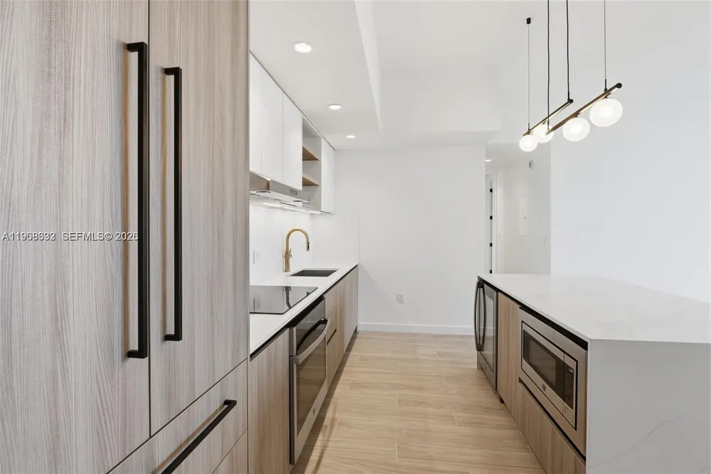 3900 Alton Road #208 Miami Beach, FL 33140