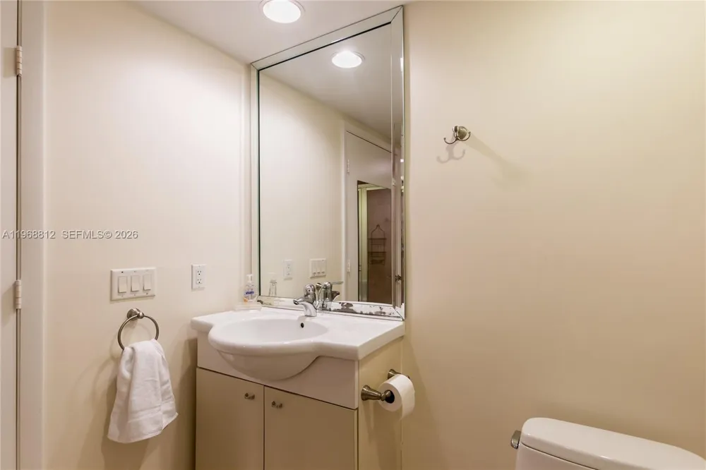 1830 S OCEAN DR #3906 Hallandale Beach, FL 33009