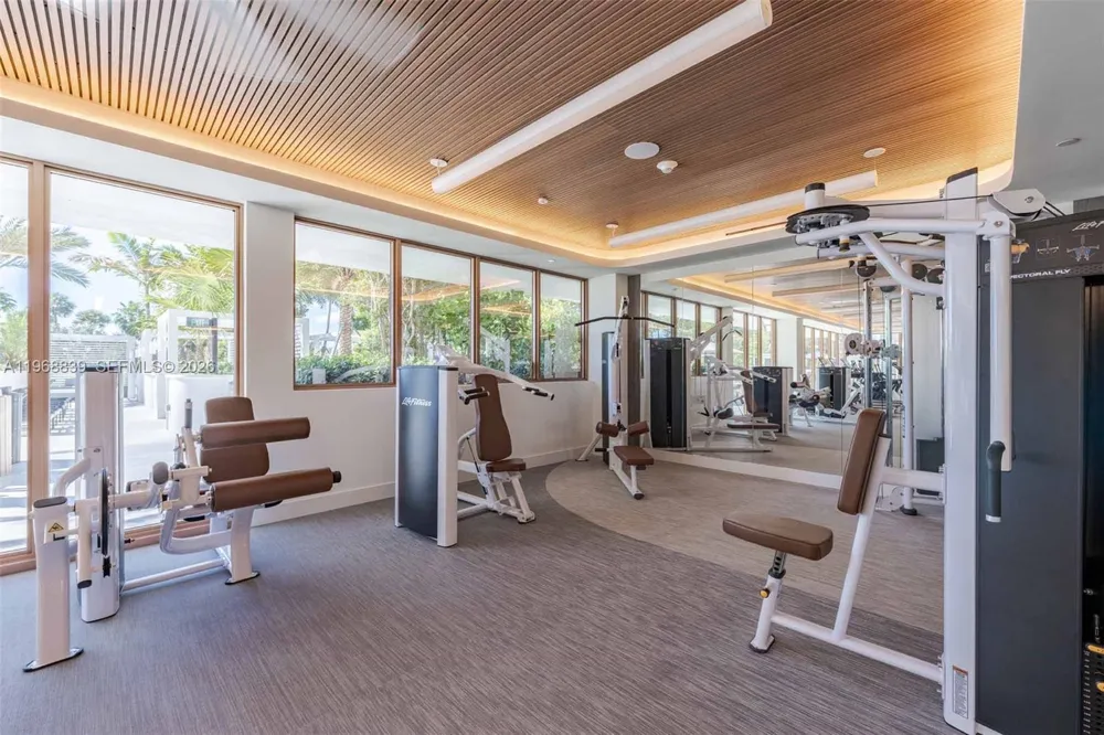 3900 Alton Road #725 Miami Beach, FL 33140