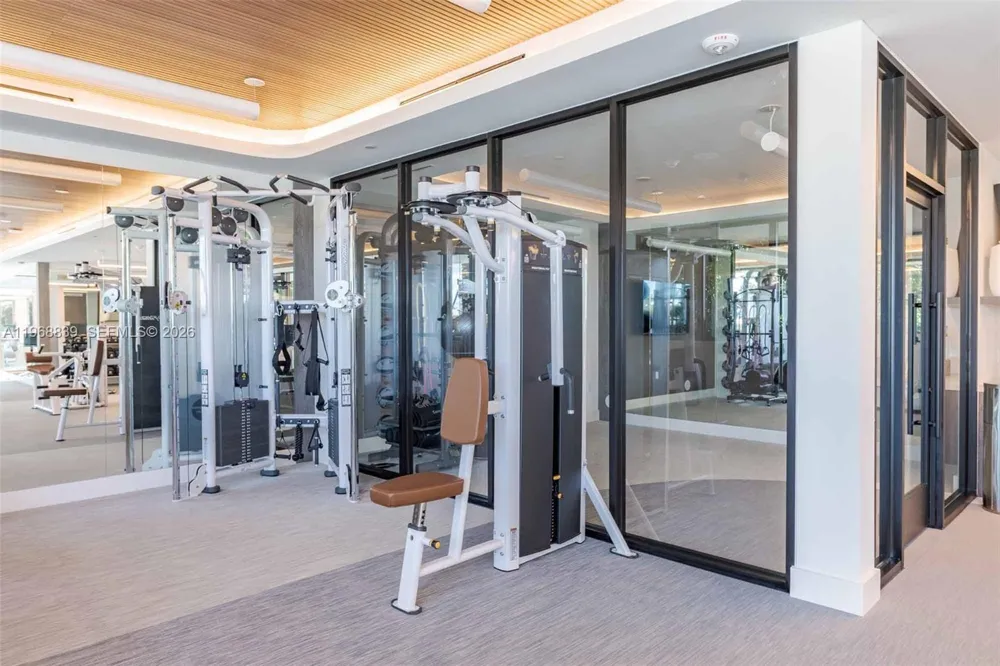 3900 Alton Road #725 Miami Beach, FL 33140