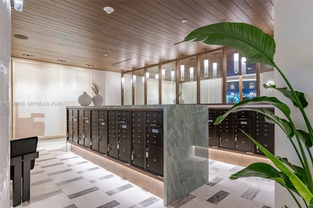 3900 Alton Road #725 Miami Beach, FL 33140