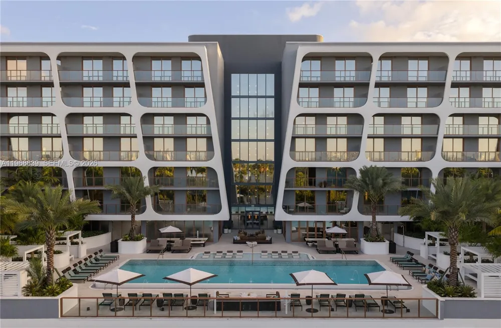 3900 Alton Road #725 Miami Beach, FL 33140