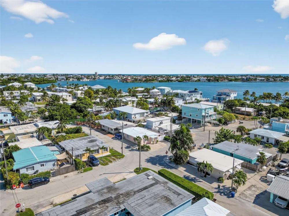 11405 3rd Avenue Ocean Marathon, FL 33050