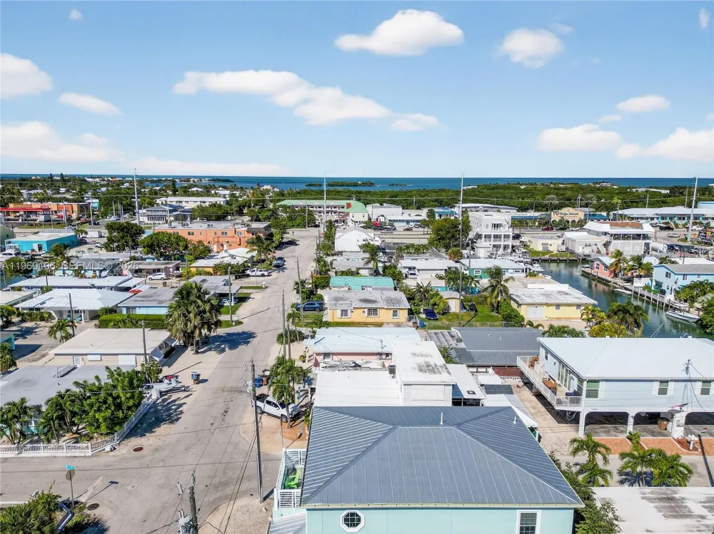11405 3rd Avenue Ocean Marathon, FL 33050
