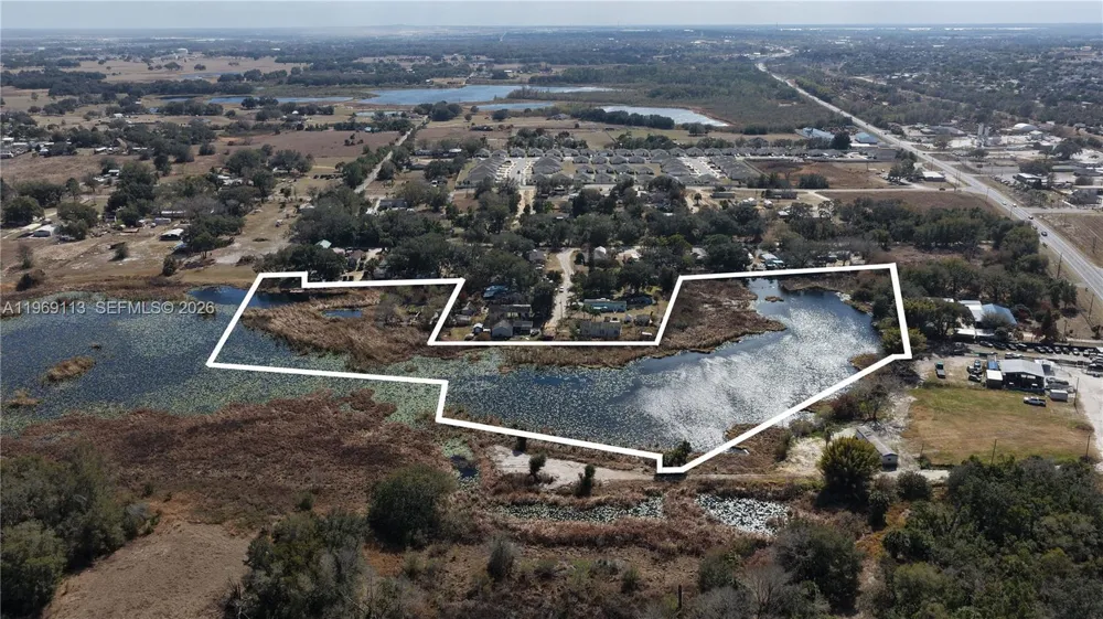 800 US HIGHWAY 17/92 Davenport, FL 33837