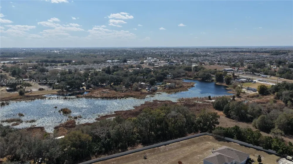 800 US HIGHWAY 17/92 Davenport, FL 33837