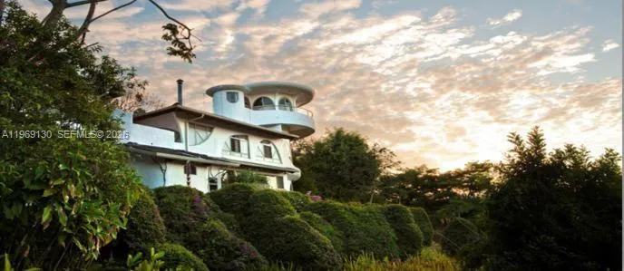 Santa Barbara de Heredia, Costa Rica 00000