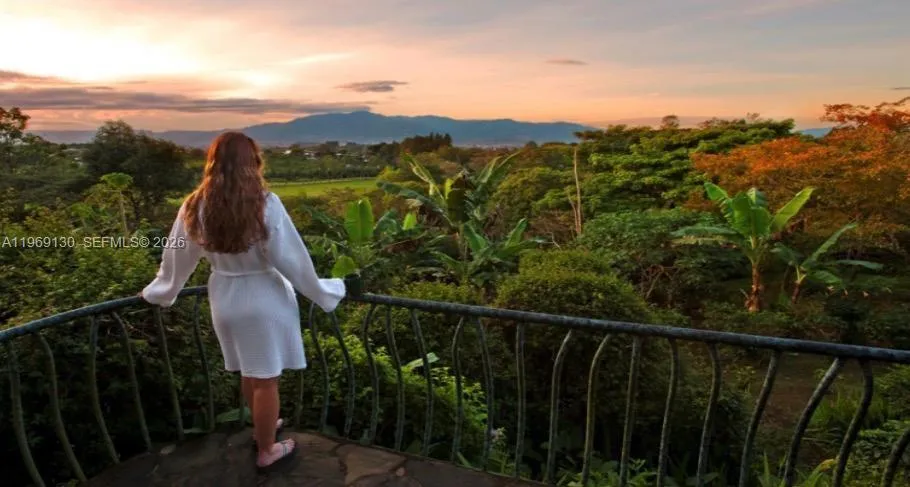 Santa Barbara de Heredia, Costa Rica 00000