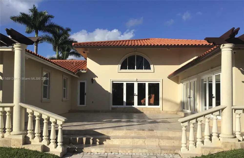 13460 SW 32nd ST Kendall, FL 33175