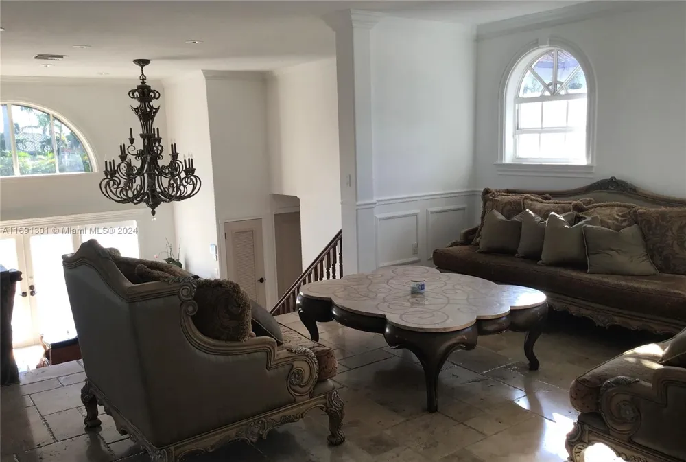 13460 SW 32nd ST Kendall, FL 33175
