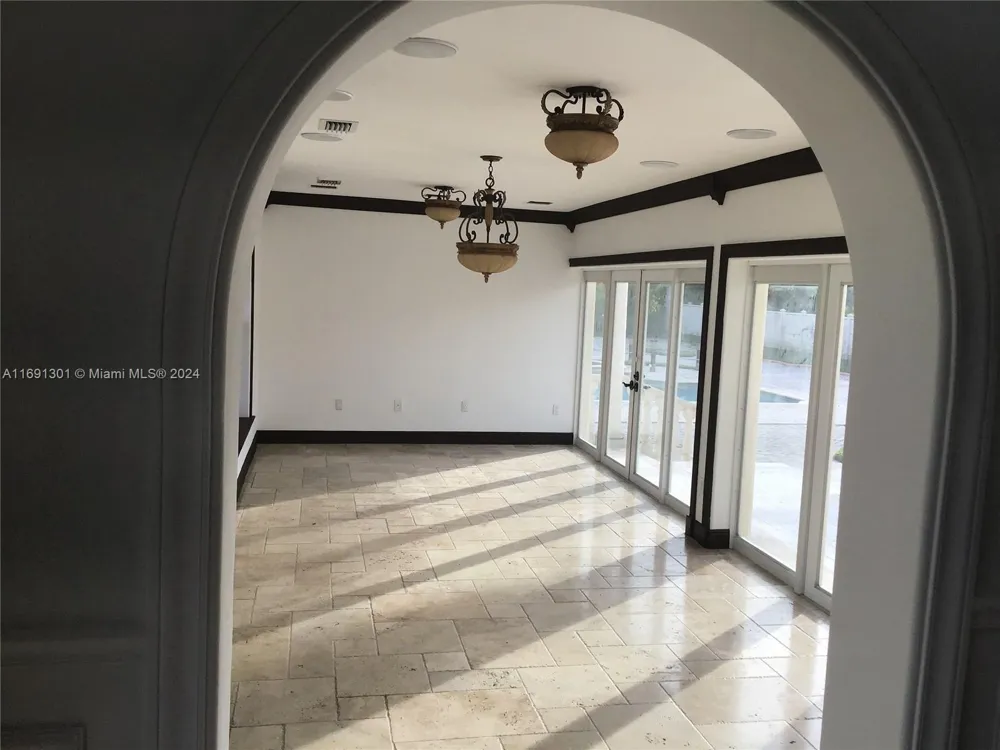 13460 SW 32nd ST Kendall, FL 33175