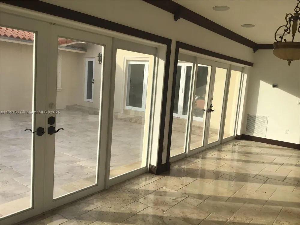 13460 SW 32nd ST Kendall, FL 33175