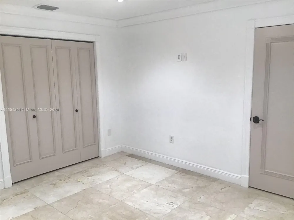 13460 SW 32nd ST Kendall, FL 33175