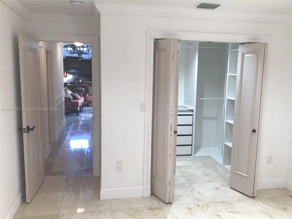 13460 SW 32nd ST Kendall, FL 33175