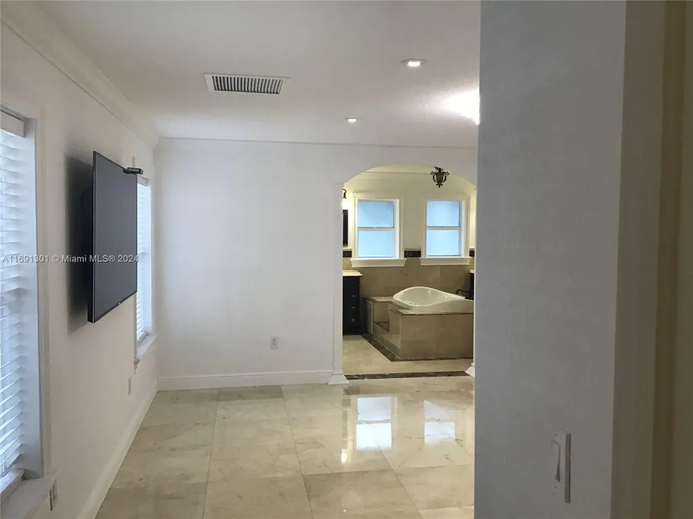 13460 SW 32nd ST Kendall, FL 33175