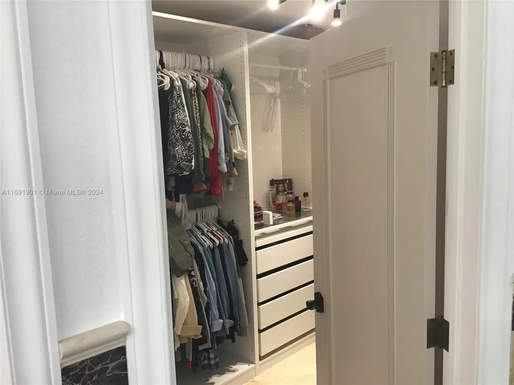 13460 SW 32nd ST Kendall, FL 33175