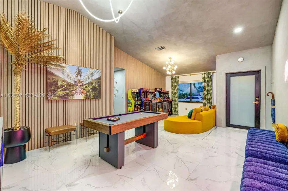 14617 SW 167th Ter Miami, FL 33177