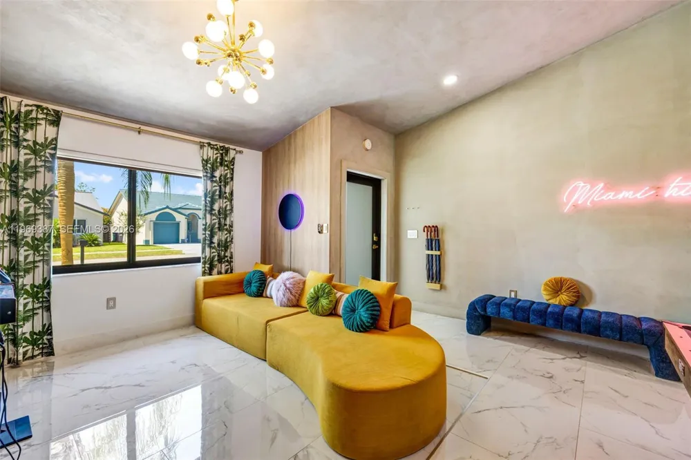 14617 SW 167th Ter Miami, FL 33177