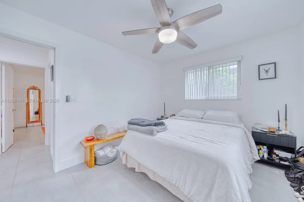 2841 SW 24th Ter Miami, FL 33145
