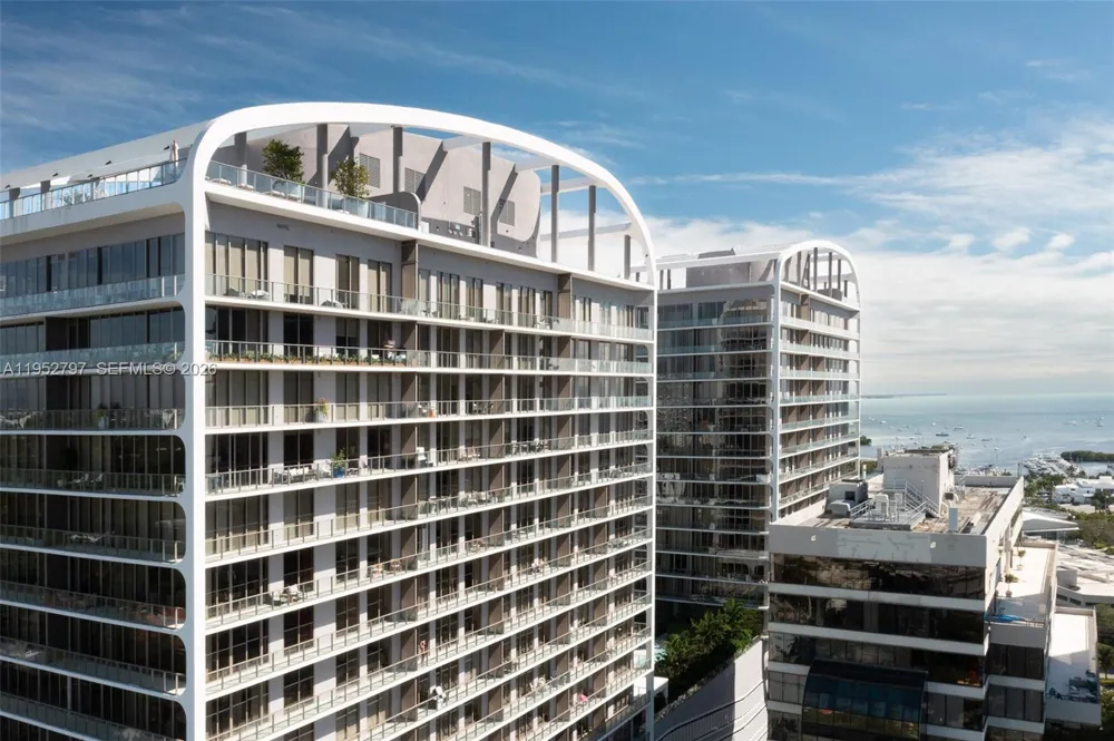 2678 Tigertail Ave #612 Miami, FL 33133