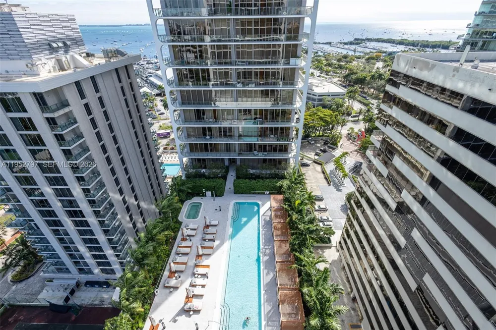 2678 Tigertail Ave #612 Miami, FL 33133