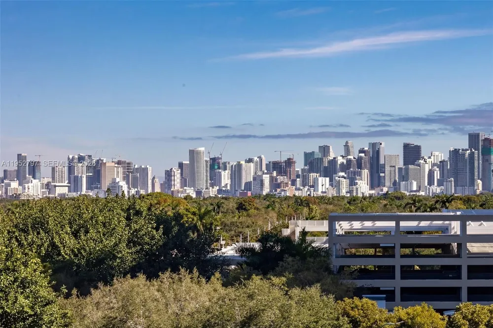 2678 Tigertail Ave #612 Miami, FL 33133