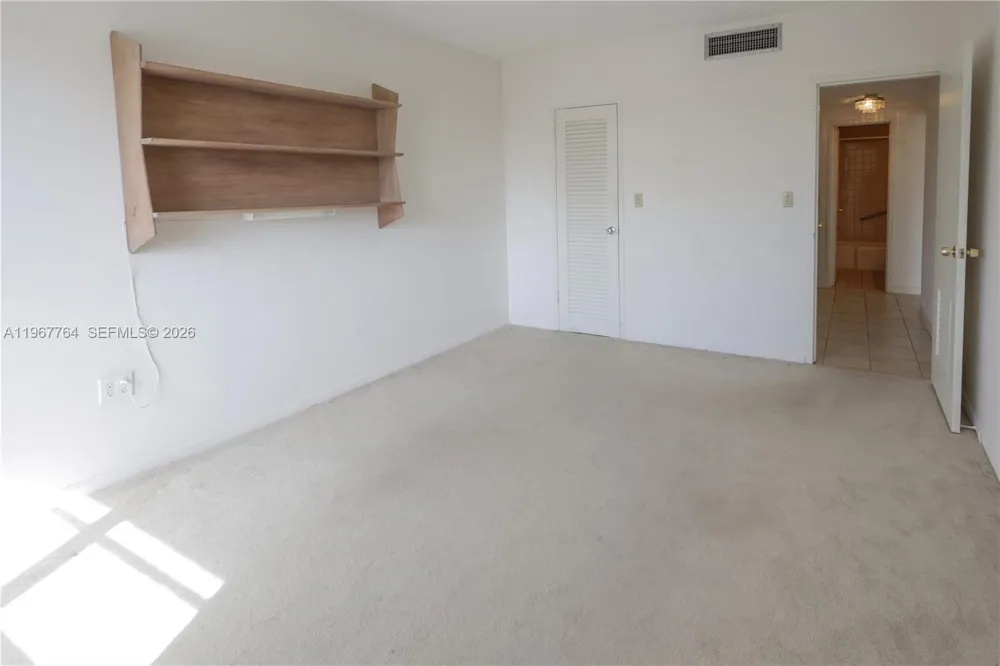 1700 NE 105th St #512 Miami Shores, FL 33138