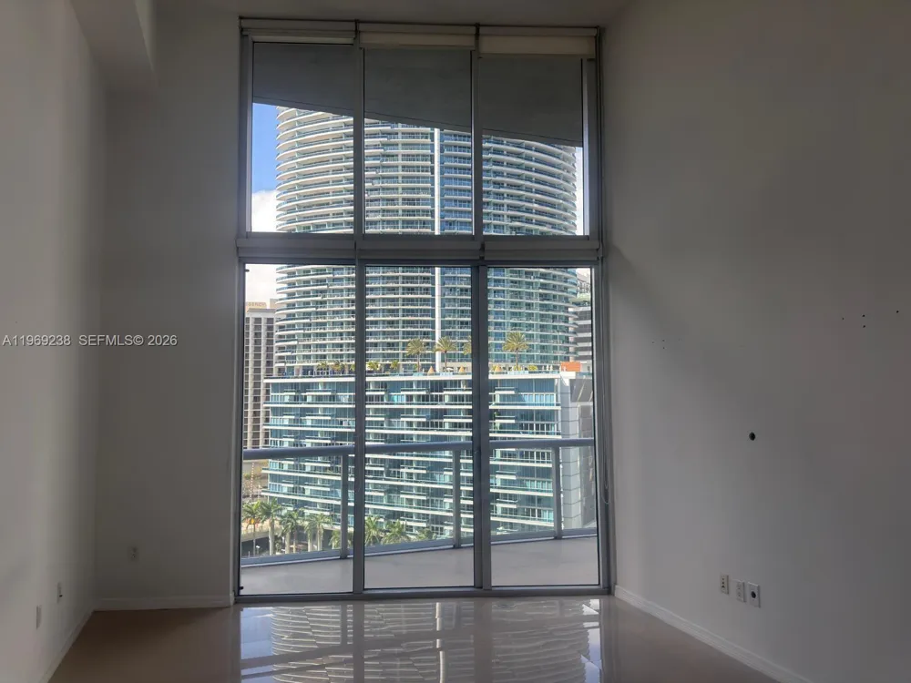 465 Brickell #1504 Miami, FL 33131