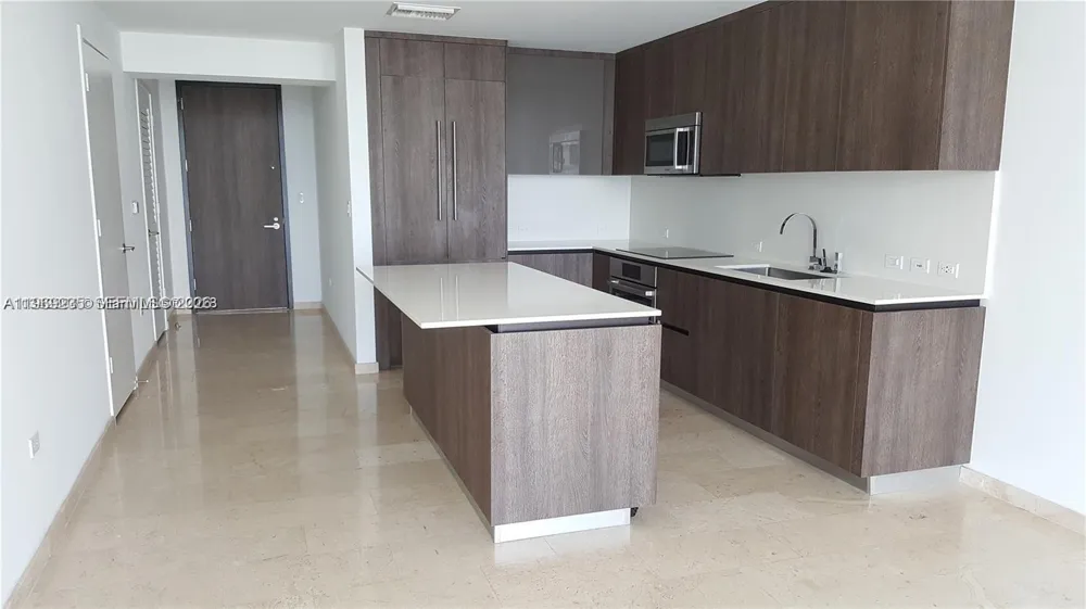 68 SE 6th St #3305 Miami, FL 33131
